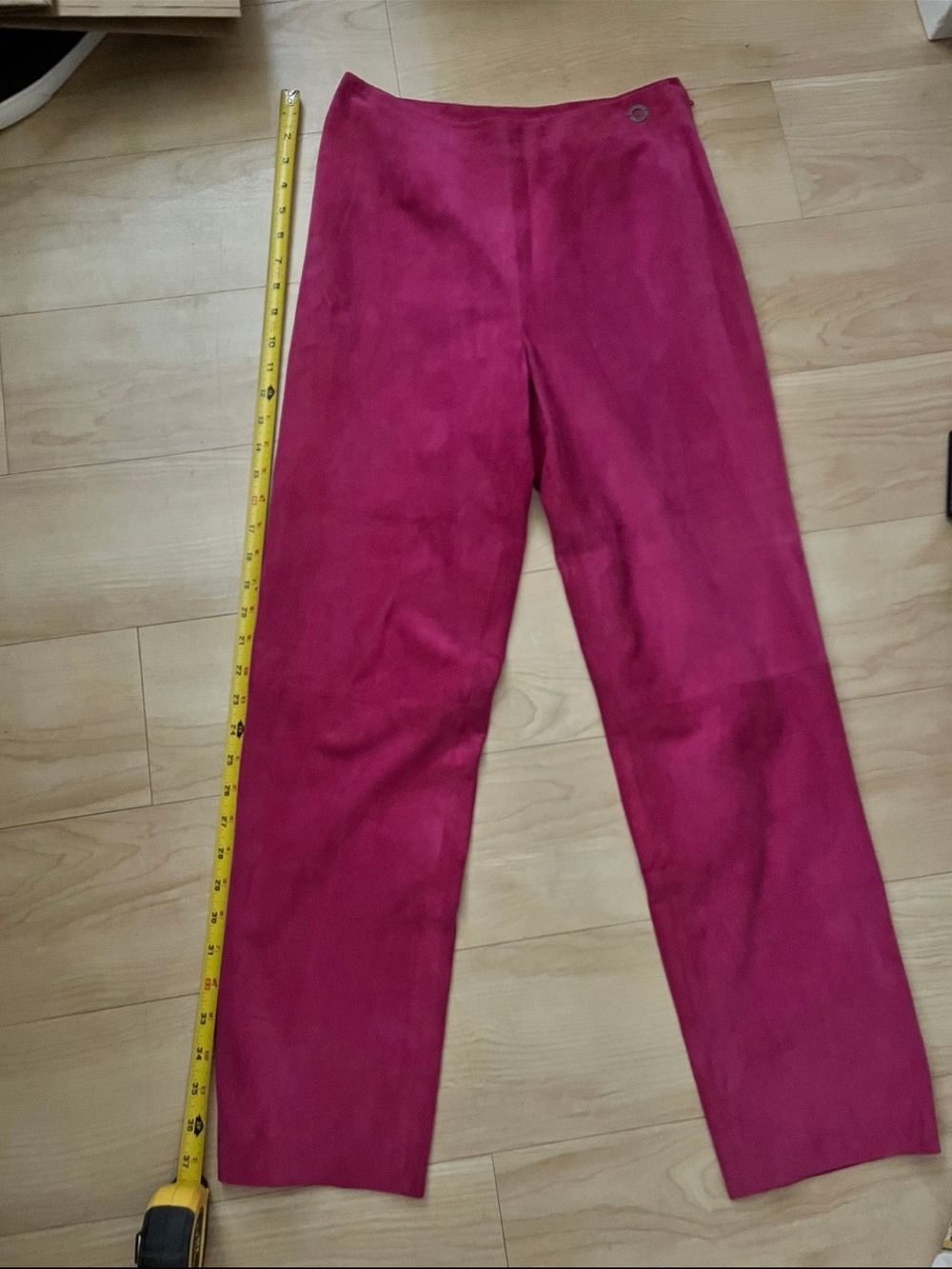 CHANEL Fuchsia Straight-Leg Suede Pants